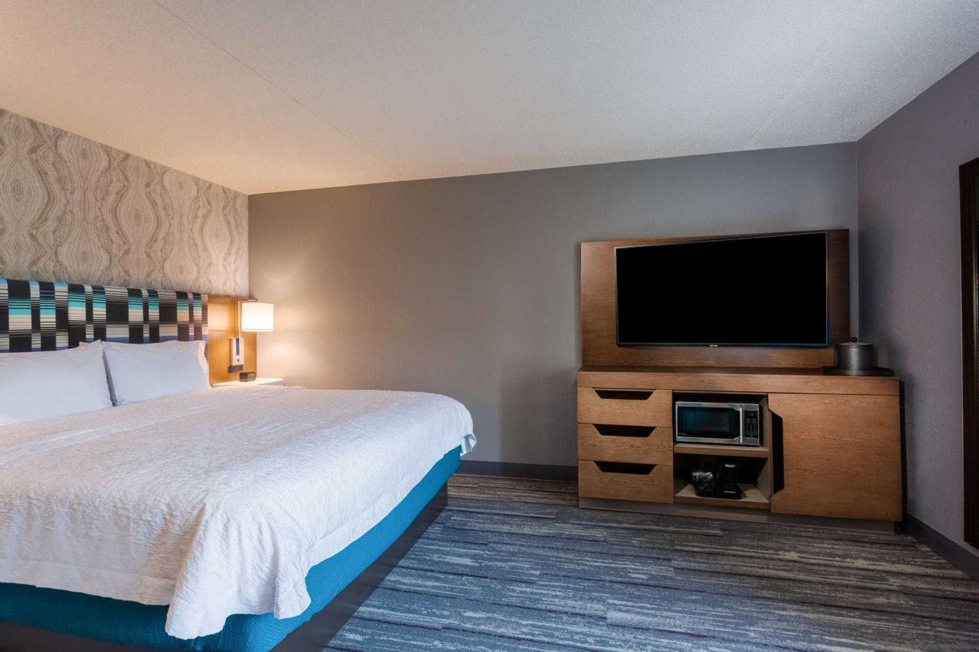 Hampton Inn & Suites Herndon-Reston Eksteriør billede