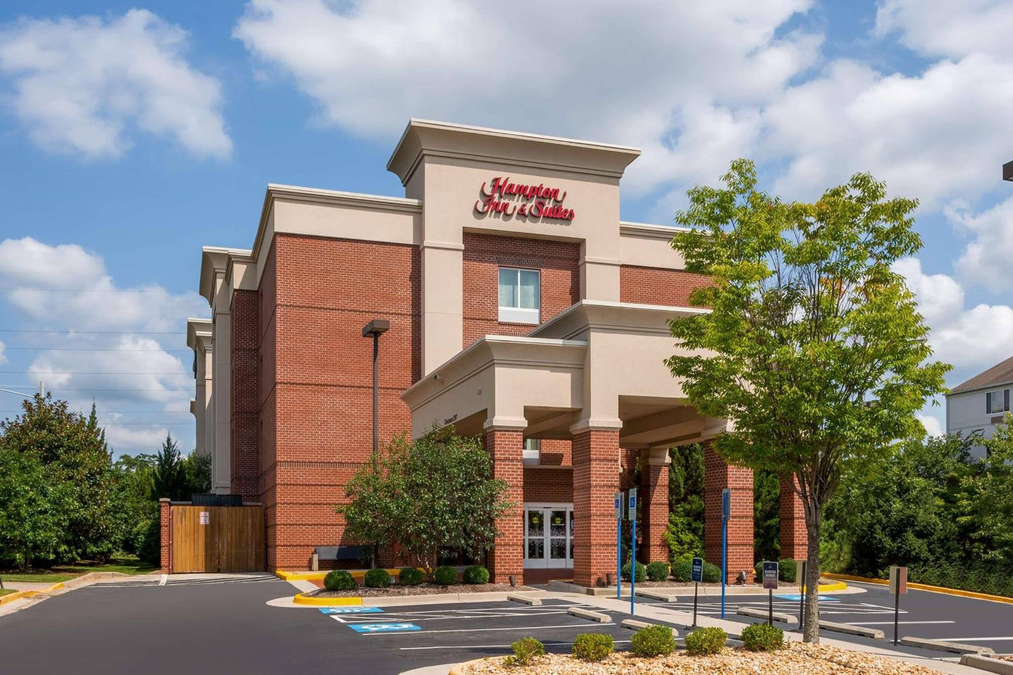 Hampton Inn & Suites Herndon-Reston Eksteriør billede