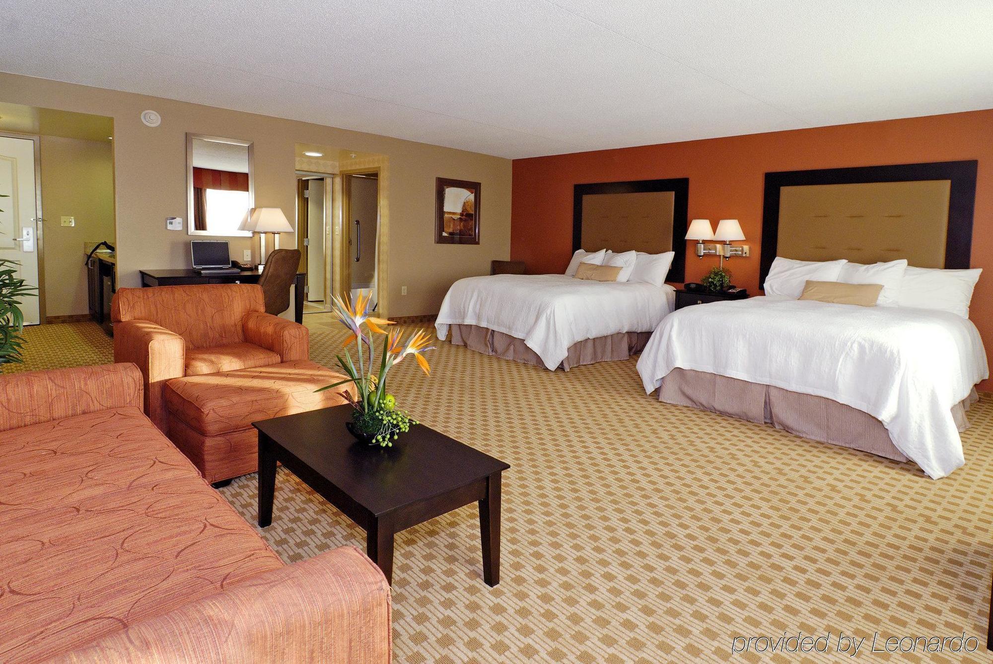 Hampton Inn & Suites Herndon-Reston Eksteriør billede